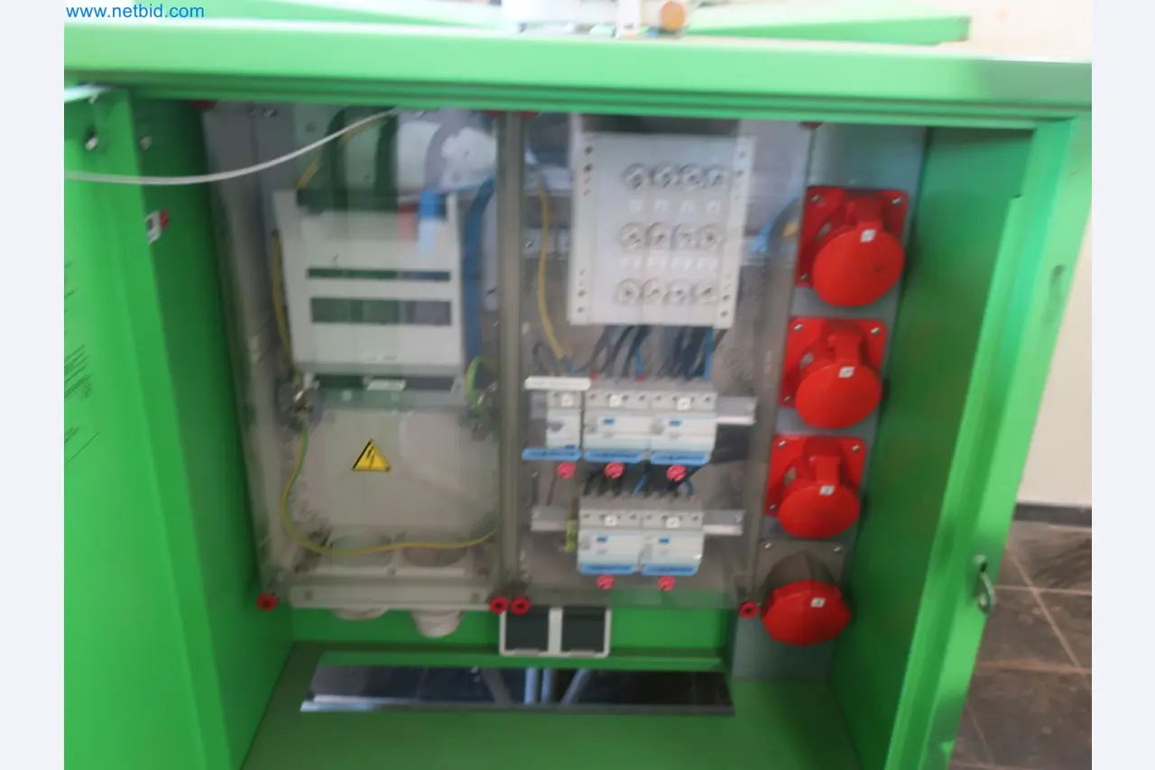 Magazinbestände, Rohöl-/Gas-Öl-/Einsatzpumpen sowie Betriebsausstattung einer Raffinerie-5