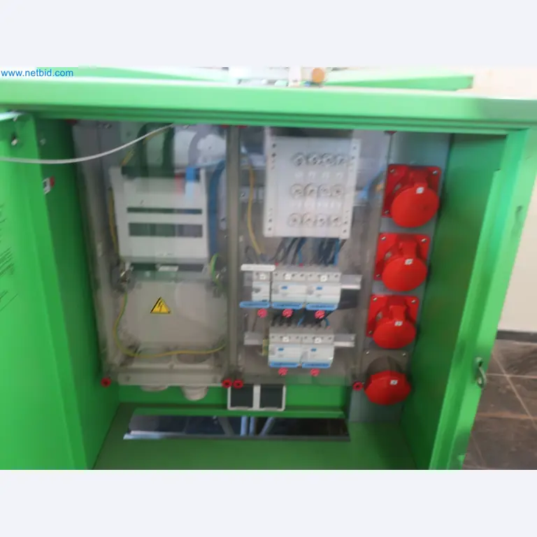 Magazinbestände, Rohöl-/Gas-Öl-/Einsatzpumpen sowie Betriebsausstattung einer Raffinerie-5