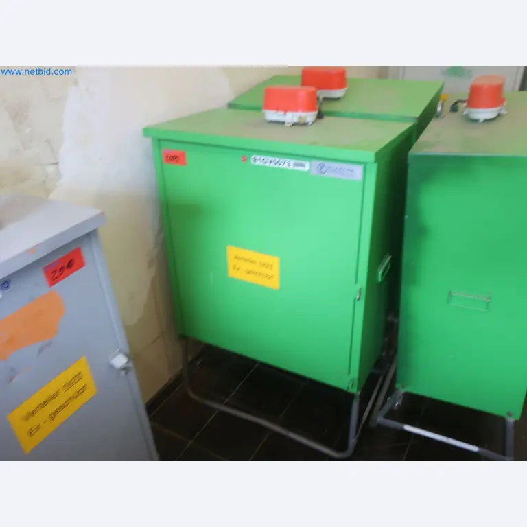 Magazinbestände, Rohöl-/Gas-Öl-/Einsatzpumpen sowie Betriebsausstattung einer Raffinerie-8