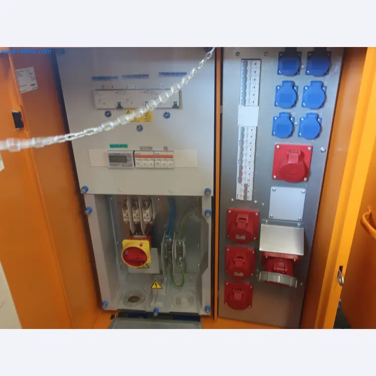 Magazinbestände, Rohöl-/Gas-Öl-/Einsatzpumpen sowie Betriebsausstattung einer Raffinerie-5