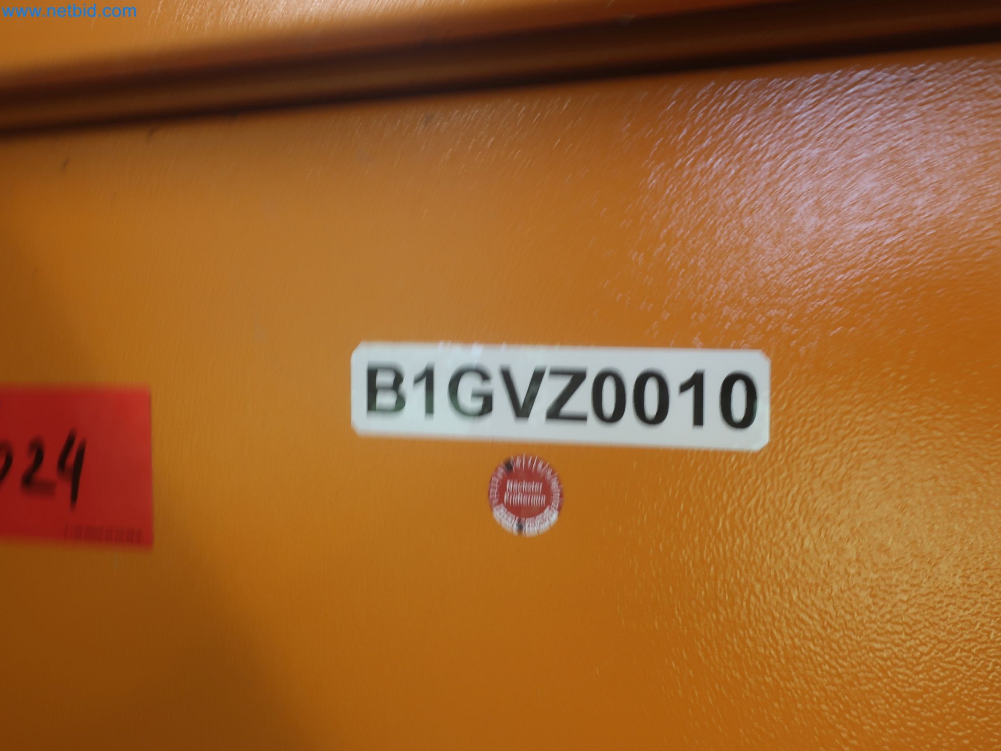 Magazinbestände, Rohöl-/Gas-Öl-/Einsatzpumpen sowie Betriebsausstattung einer Raffinerie-2