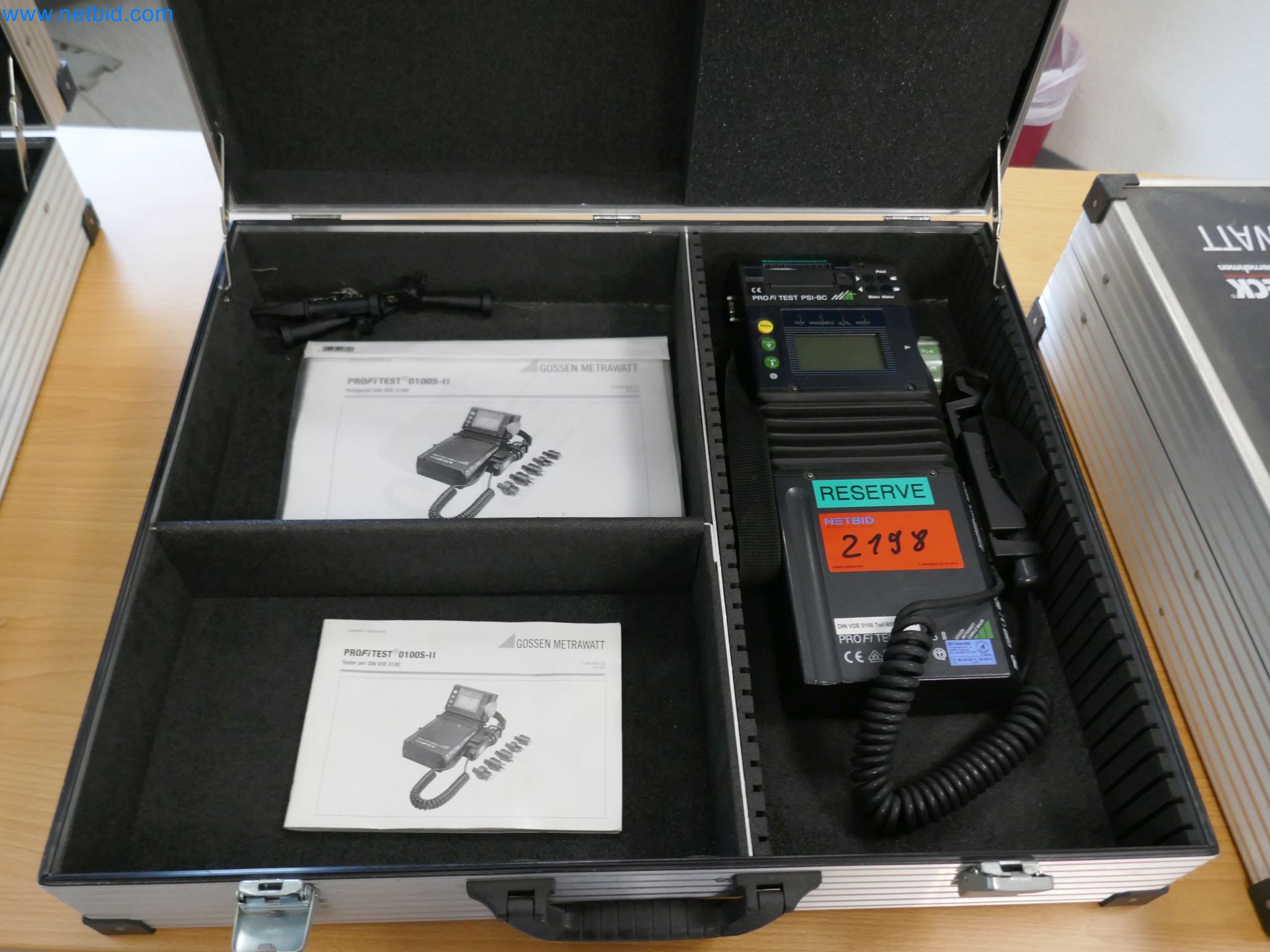 Magazinbestände, Rohöl-/Gas-Öl-/Einsatzpumpen sowie Betriebsausstattung einer Raffinerie-12