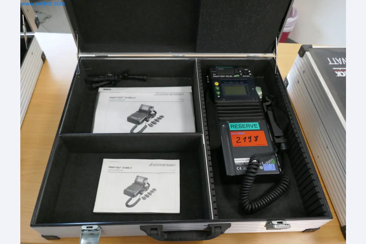 Magazinbestände, Rohöl-/Gas-Öl-/Einsatzpumpen sowie Betriebsausstattung einer Raffinerie-12