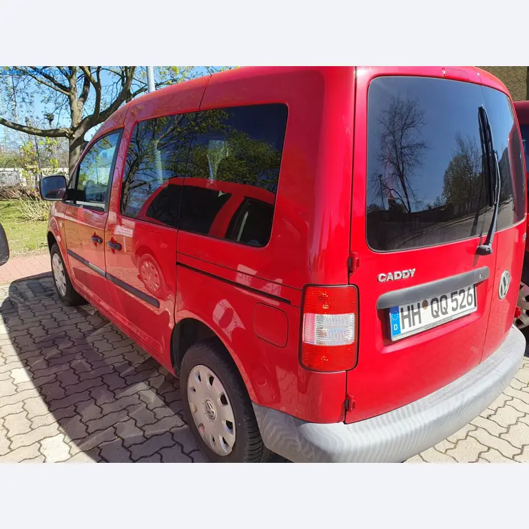 zásoby v zásobnících, čerpadla na ropu/plyn/ropu a provozní zařízení rafinerie-3