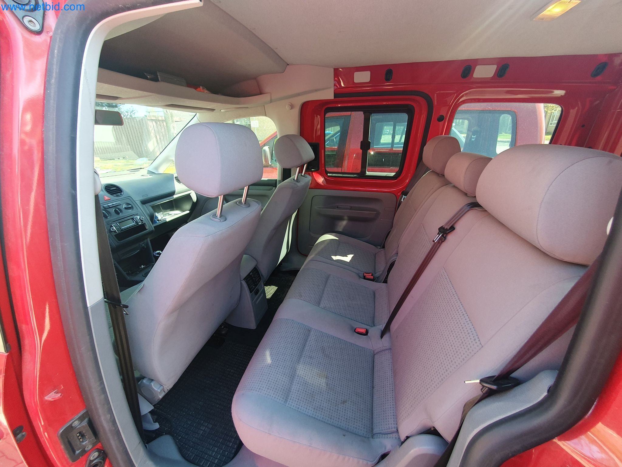 zásoby v zásobnících, čerpadla na ropu/plyn/ropu a provozní zařízení rafinerie-6