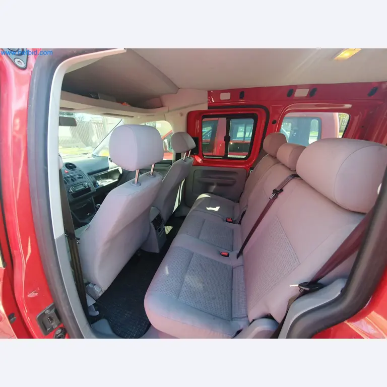 zásoby v zásobnících, čerpadla na ropu/plyn/ropu a provozní zařízení rafinerie-6