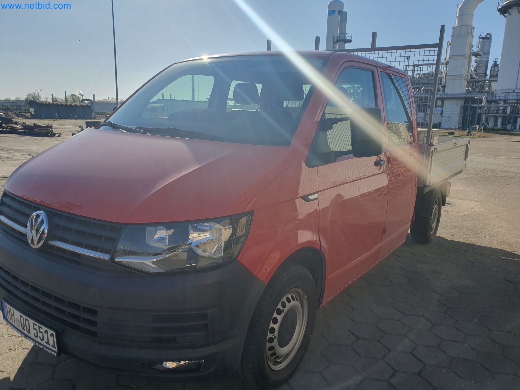 zásoby v zásobnících, čerpadla na ropu/plyn/ropu a provozní zařízení rafinerie-2