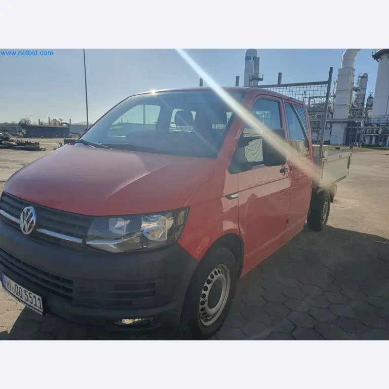 zásoby v zásobnících, čerpadla na ropu/plyn/ropu a provozní zařízení rafinerie-2