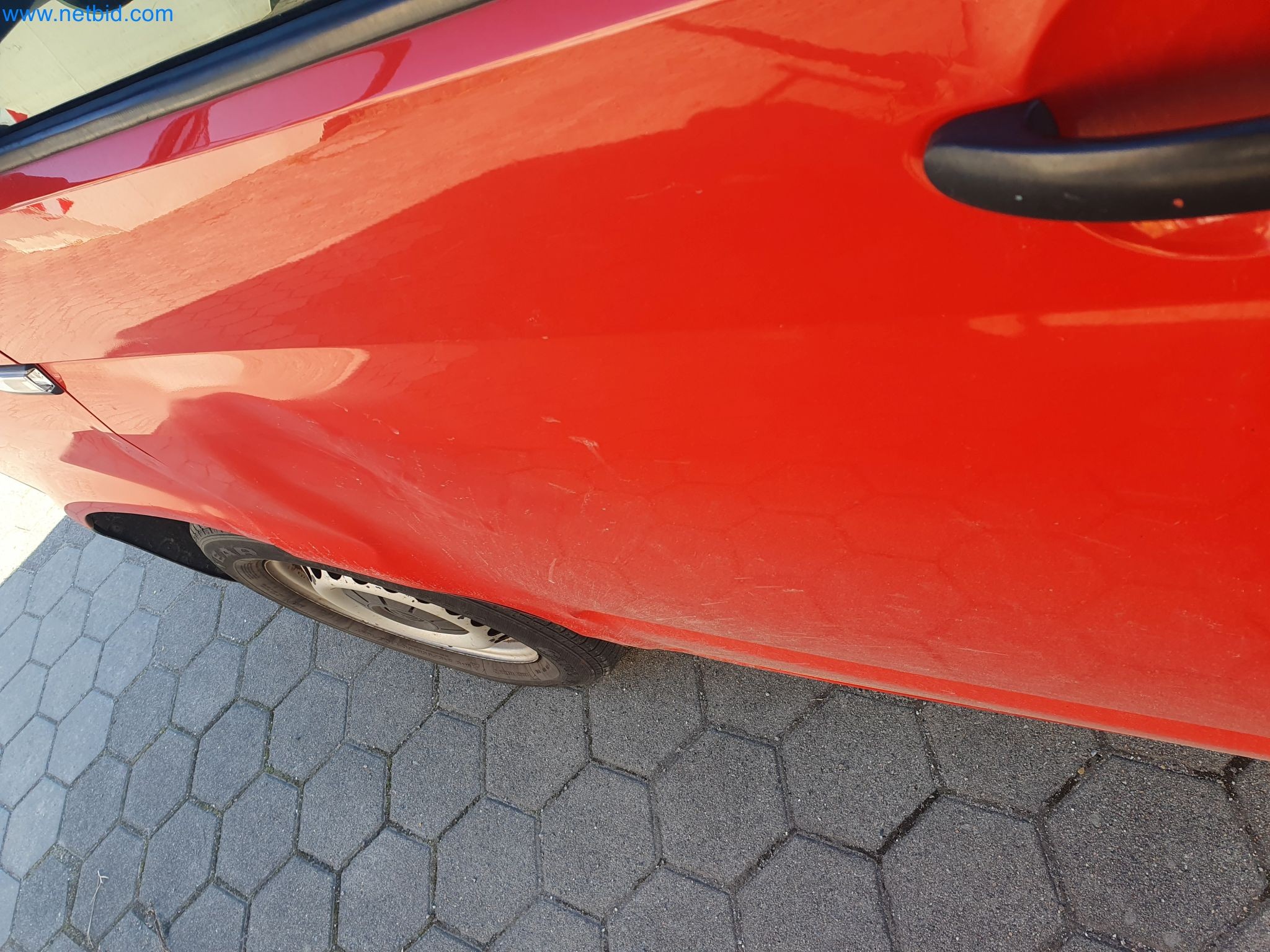 zásoby v zásobnících, čerpadla na ropu/plyn/ropu a provozní zařízení rafinerie-8