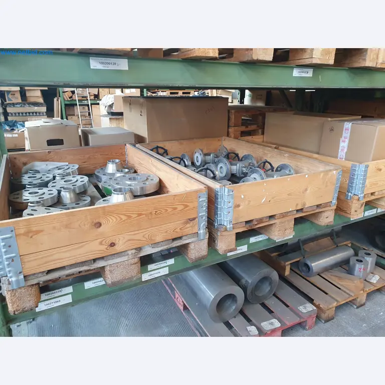 Magazine stocks, crude oil/gas/oil pumps and operating equipment of a refinery-15