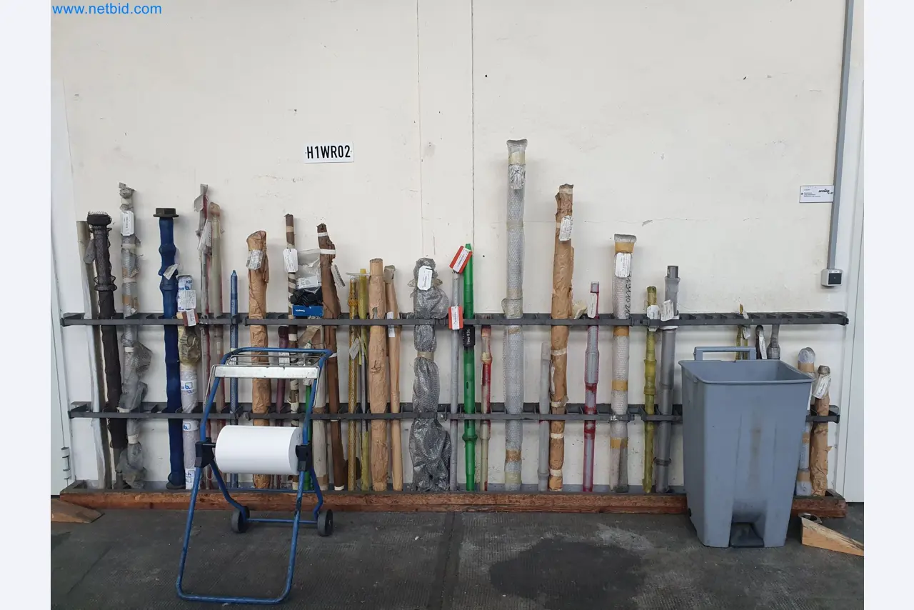 Magazine stocks, crude oil/gas/oil pumps and operating equipment of a refinery-16