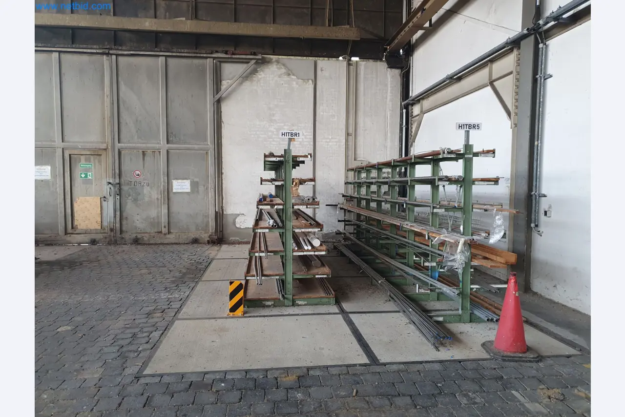 Magazine stocks, crude oil/gas/oil pumps and operating equipment of a refinery-7