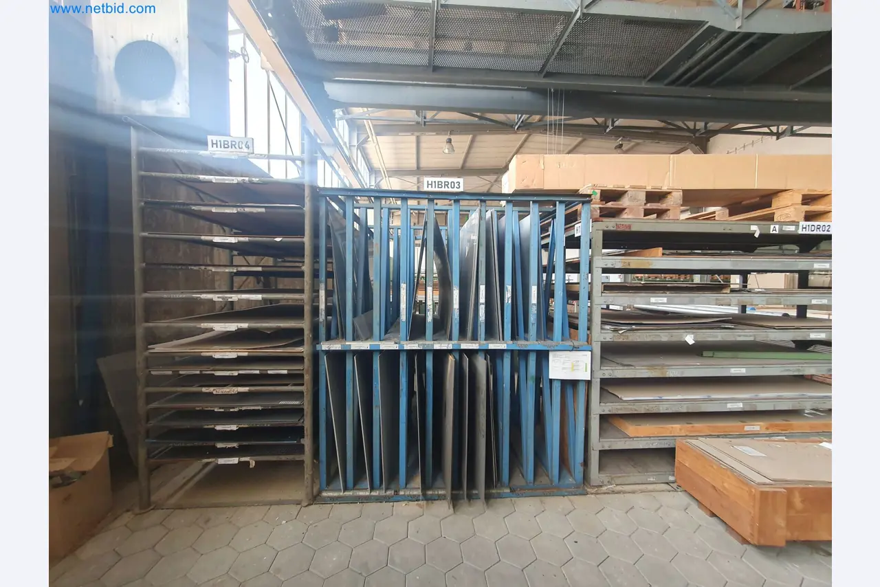 Magazine stocks, crude oil/gas/oil pumps and operating equipment of a refinery-9