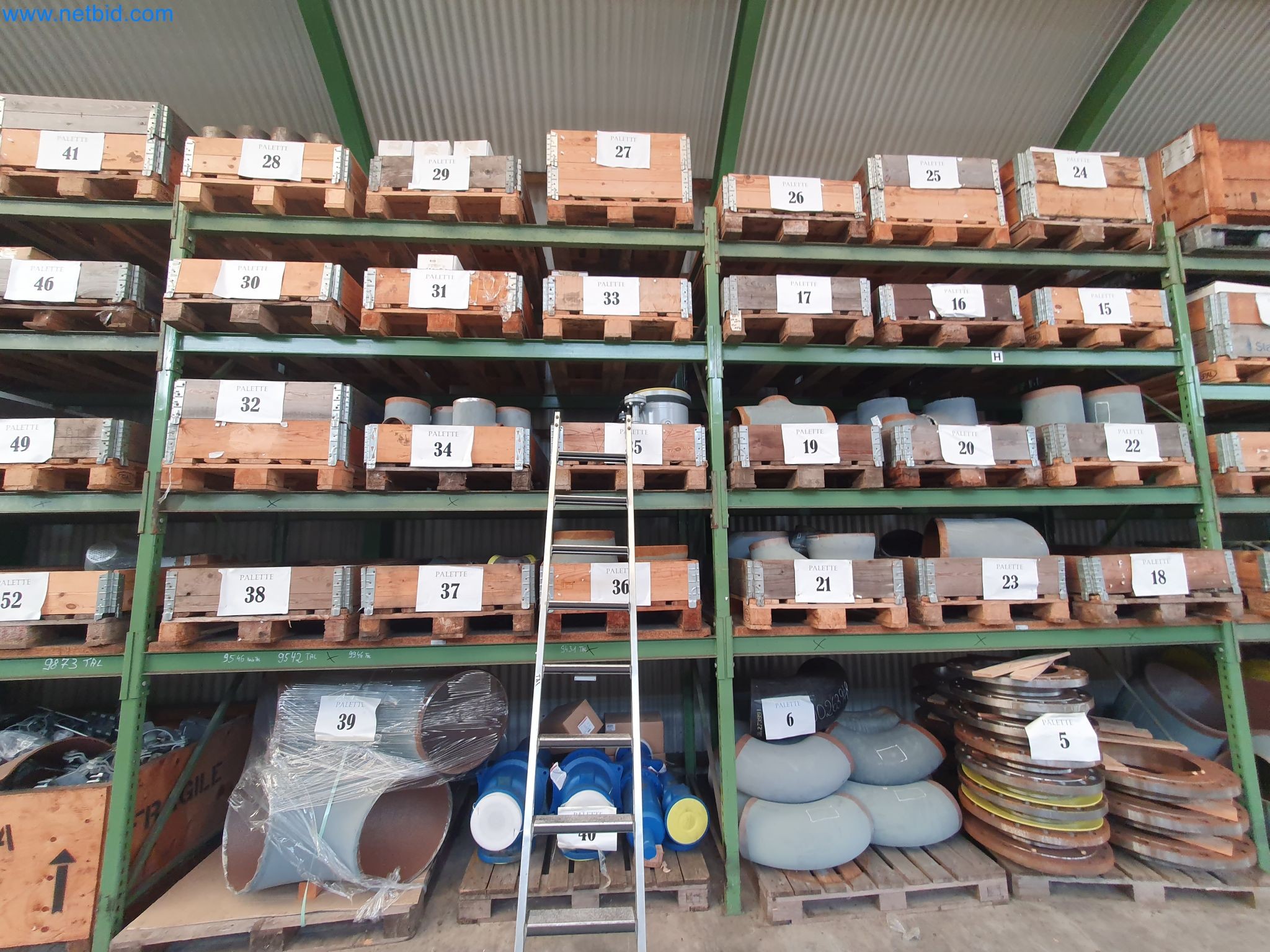 Magazine stocks, crude oil/gas/oil pumps and operating equipment of a refinery-7