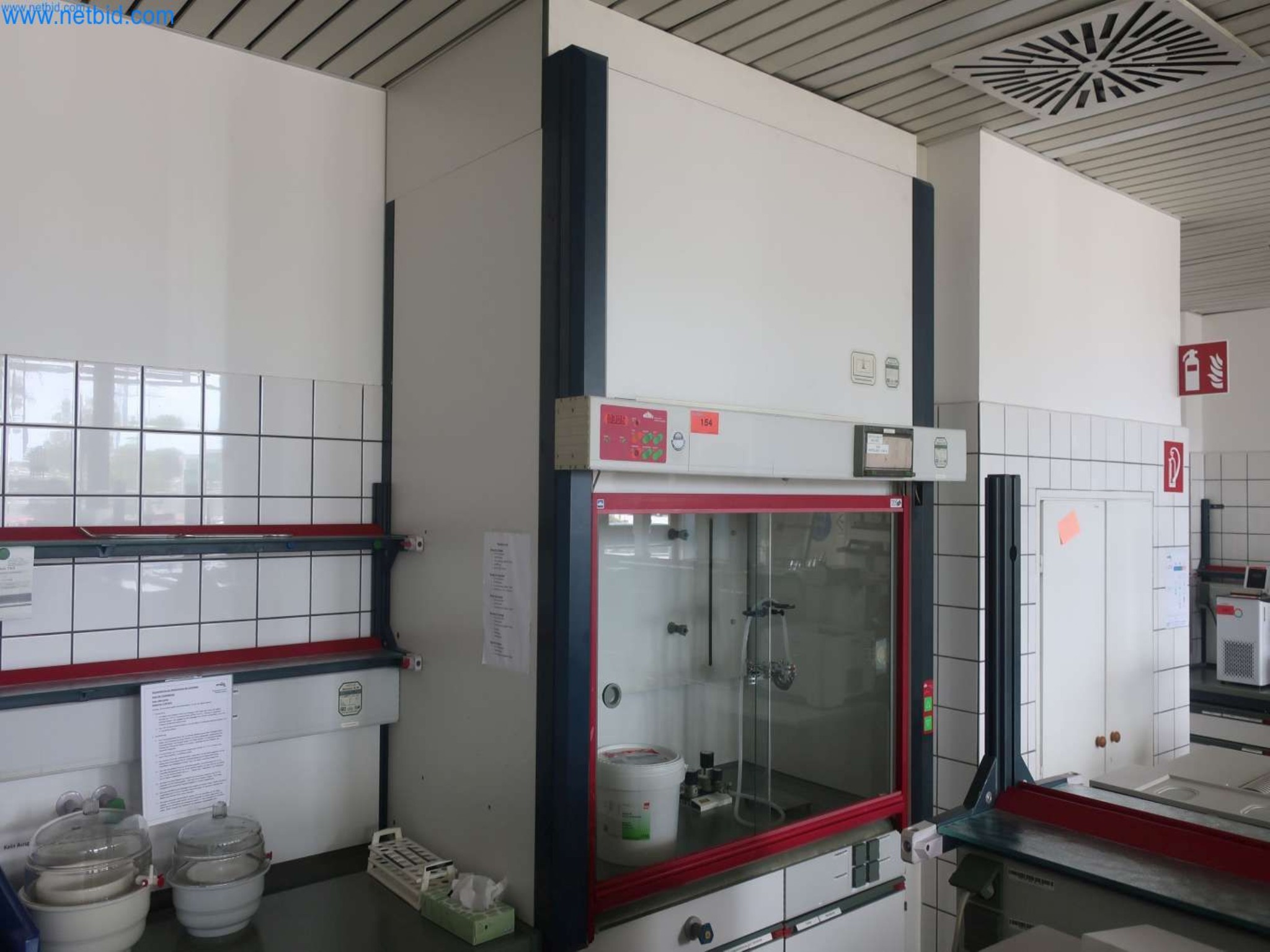 Plants for the production and storage of mineral oil products as well as input and finished products for the production of lubricants-10