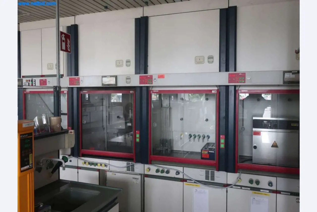 Zakłady produkcji i magazynowania mineralnych produktów olejowych, jak również surowców i produktów gotowych do produkcji smarów.-5