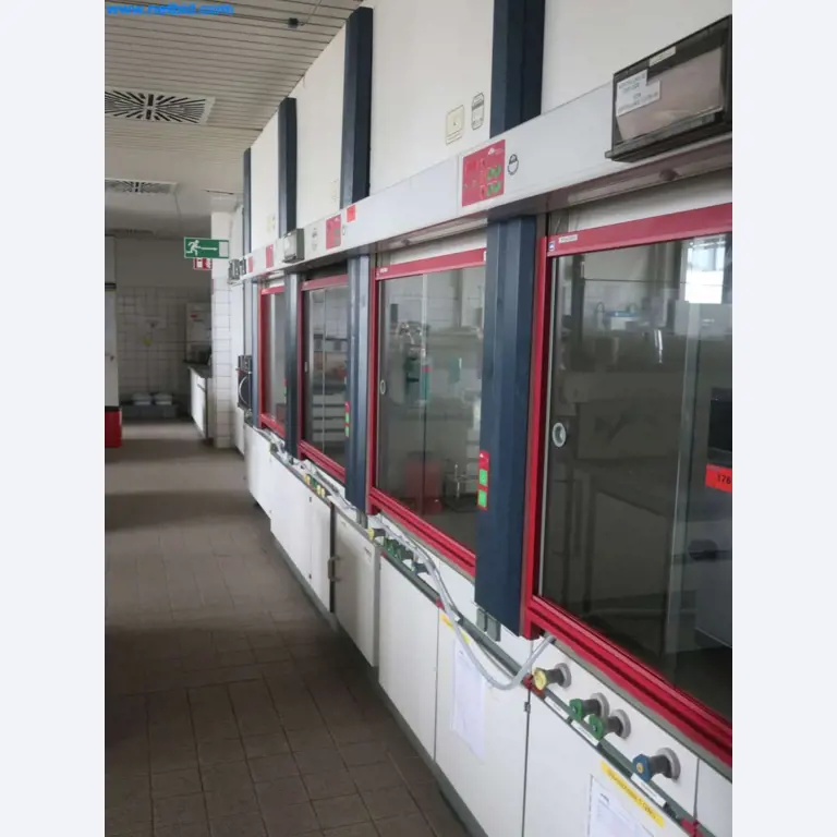 Zakłady produkcji i magazynowania mineralnych produktów olejowych, jak również surowców i produktów gotowych do produkcji smarów.-6