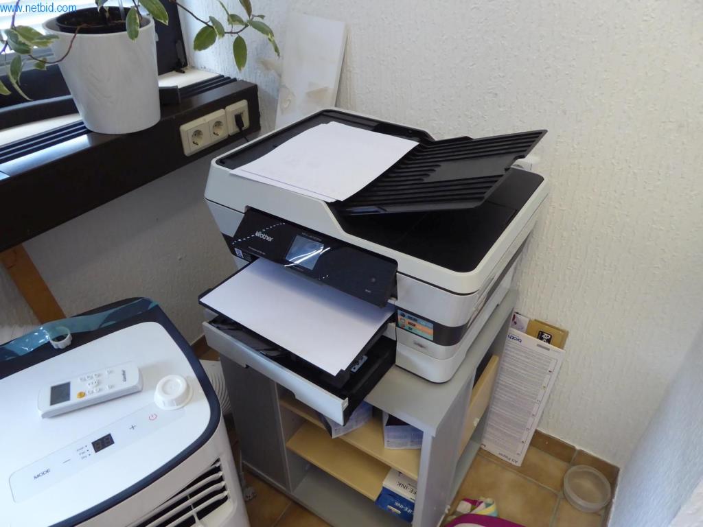 BGA, Maschinen, Warenvorräte und Büroinventar aus dem Bereich Modellbau-2