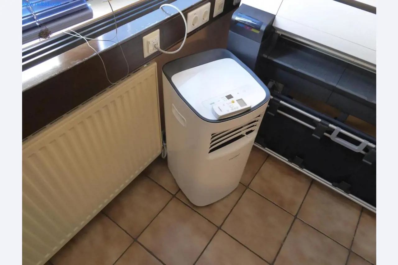 BGA, stroje, inventář a kancelářský inventář z modelářského sektoru-1