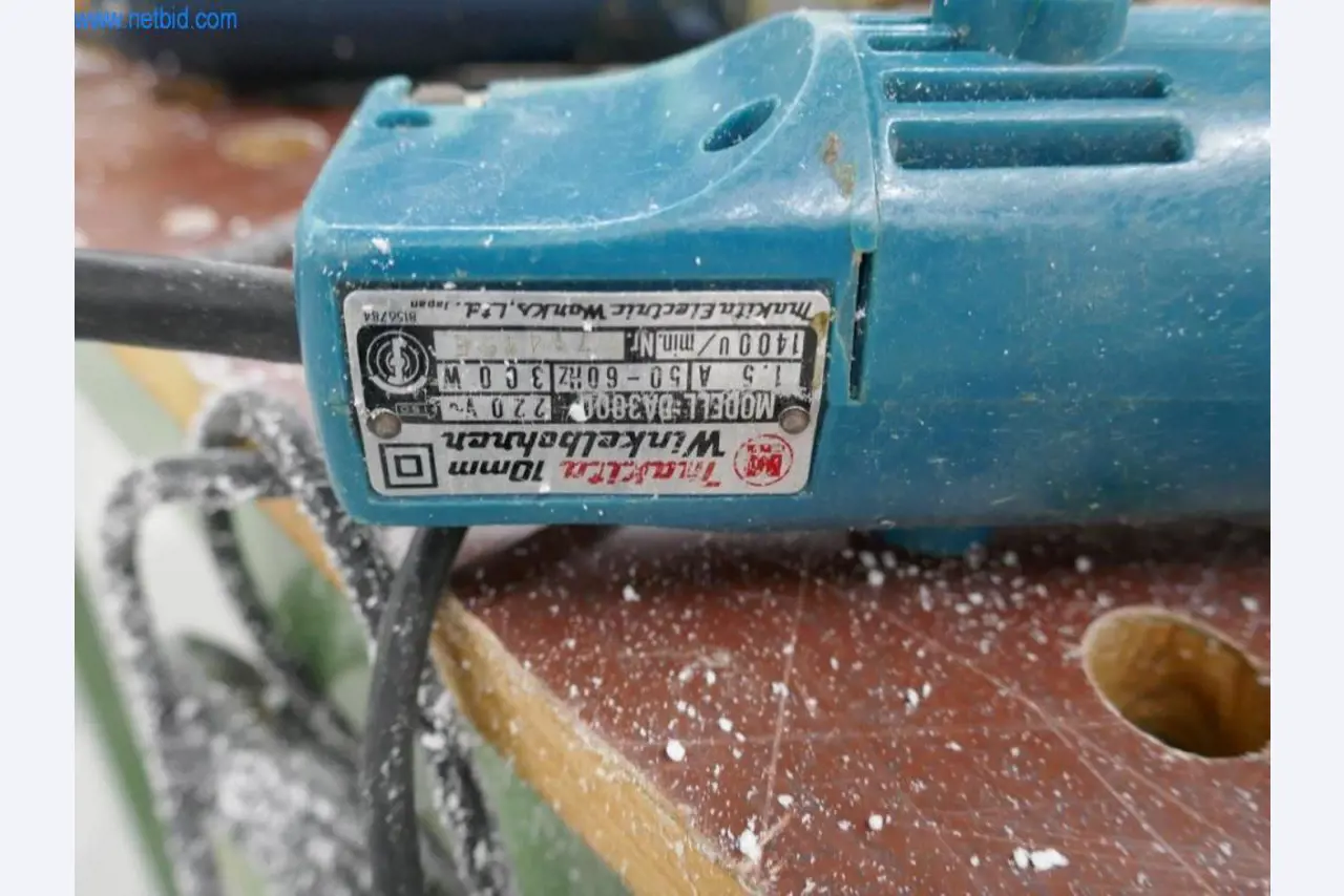 BGA, maszyny, zapasy i zapasy biurowe z sektora modelarskiego-3