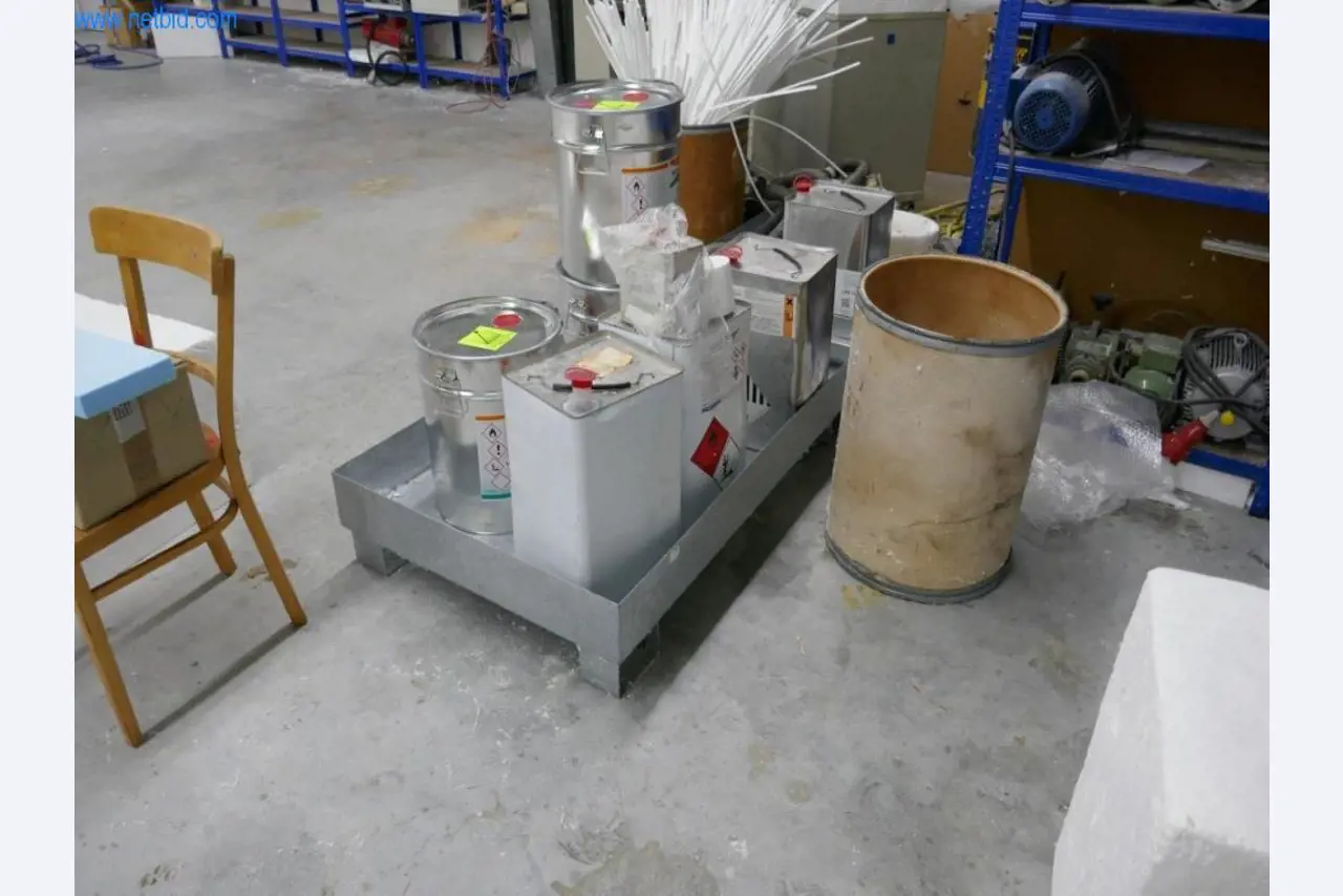 BGA, Maschinen, Warenvorräte und Büroinventar aus dem Bereich Modellbau-2