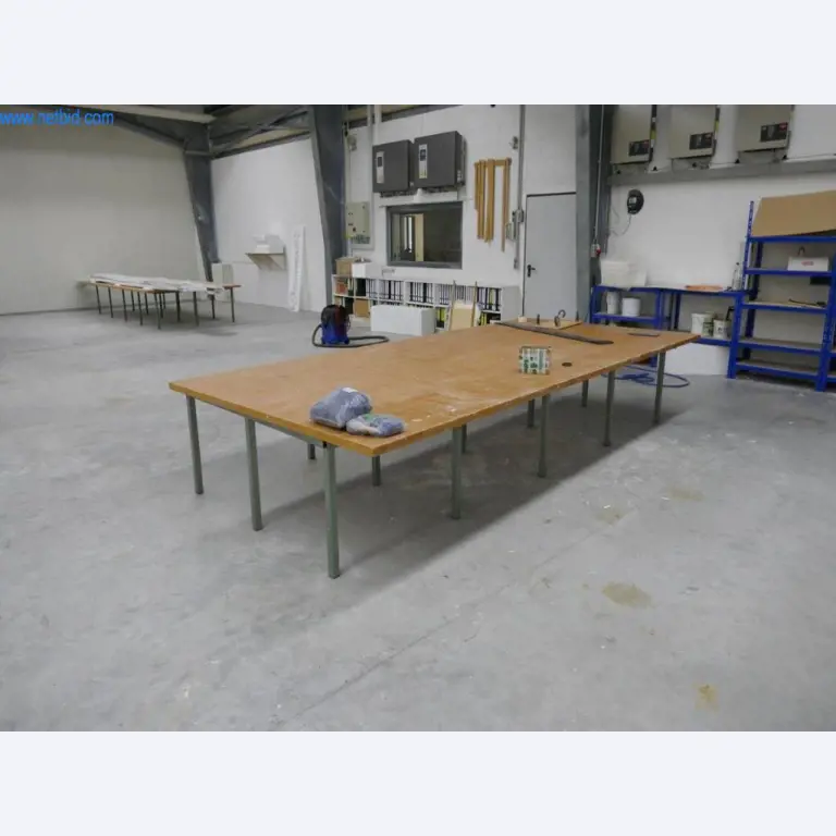 BGA, stroje, inventář a kancelářský inventář z modelářského sektoru-1