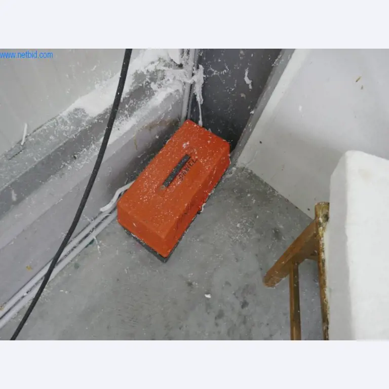 BGA, maszyny, zapasy i zapasy biurowe z sektora modelarskiego-6