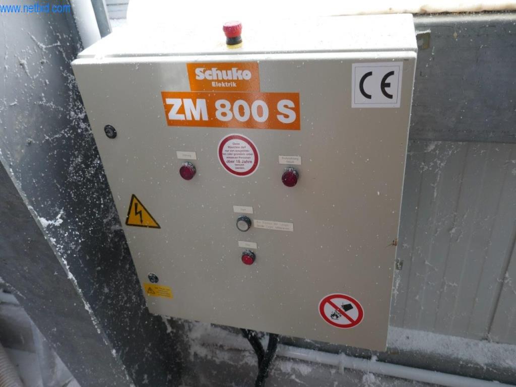 BGA, stroje, inventář a kancelářský inventář z modelářského sektoru-4