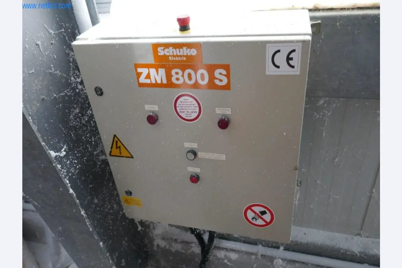 BGA, machines, stocks de marchandises et inventaire de bureau du secteur du modélisme-4