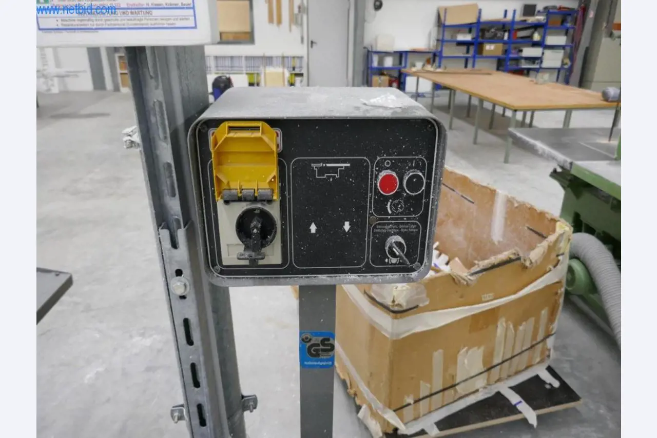 BGA, Maschinen, Warenvorräte und Büroinventar aus dem Bereich Modellbau-3