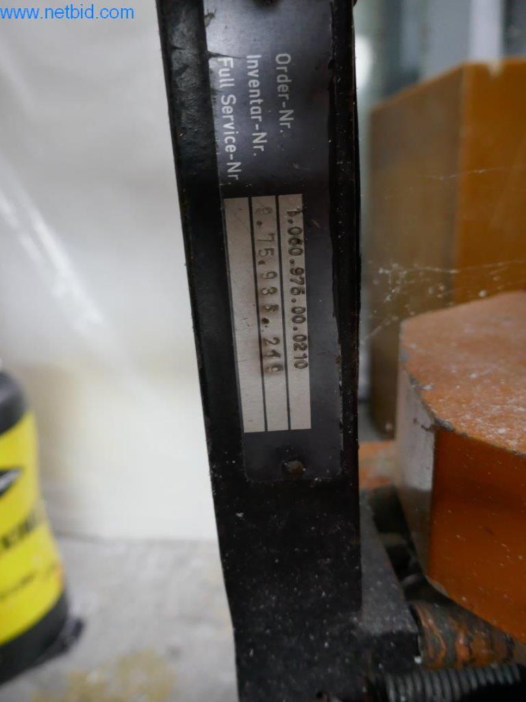 BGA, stroje, inventář a kancelářský inventář z modelářského sektoru-3