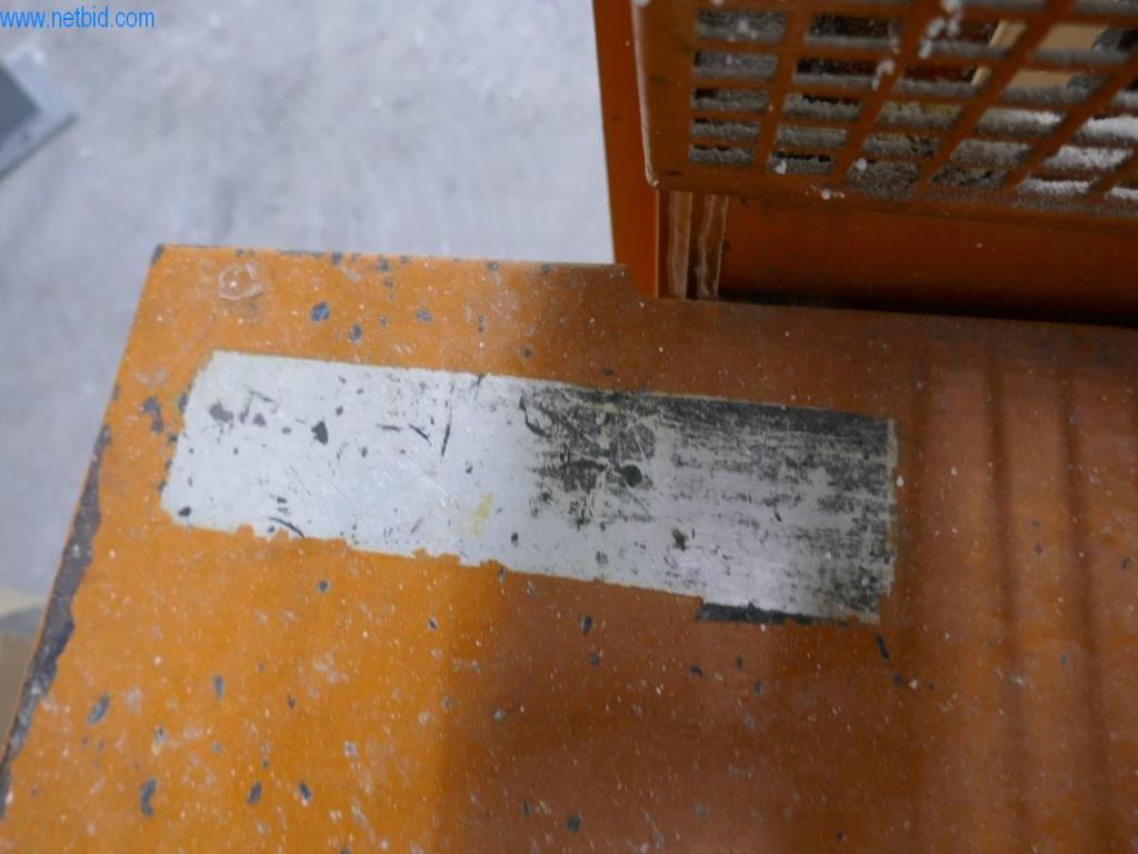 BGA, stroje, inventář a kancelářský inventář z modelářského sektoru-5