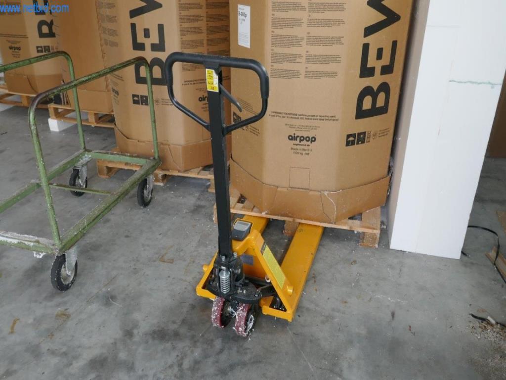 BGA, stroje, inventář a kancelářský inventář z modelářského sektoru-1