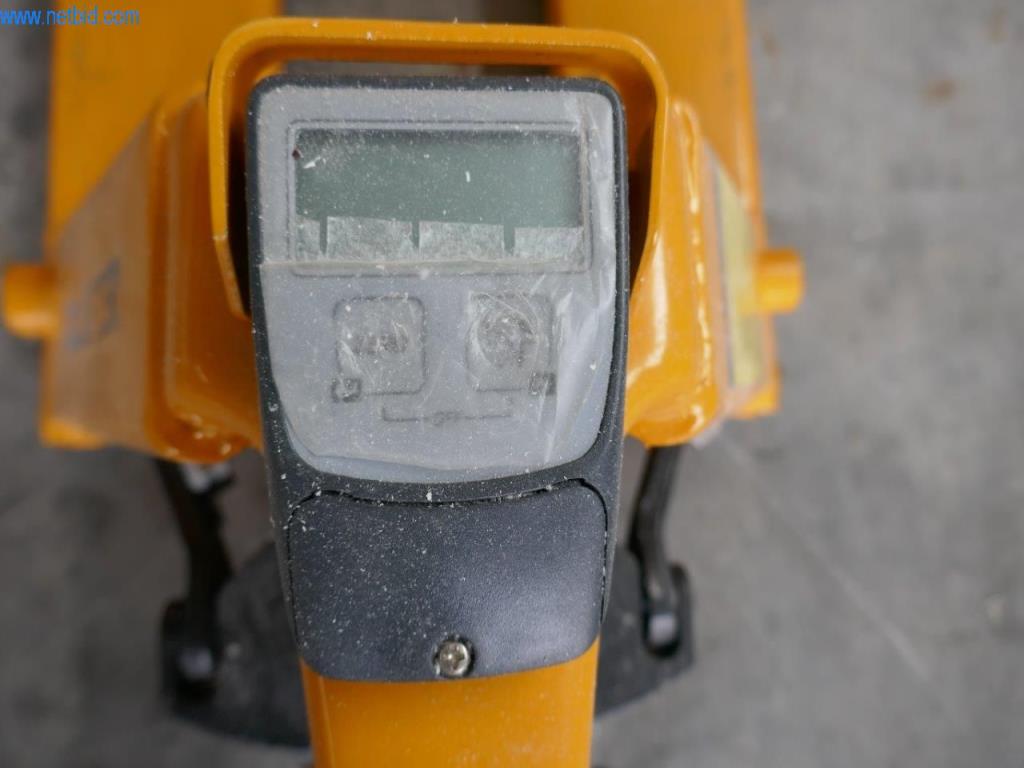 BGA, stroje, inventář a kancelářský inventář z modelářského sektoru-3