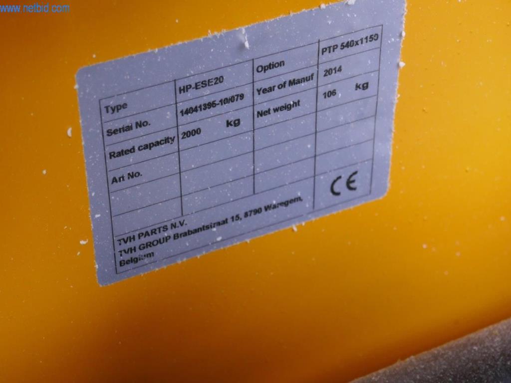 BGA, stroje, inventář a kancelářský inventář z modelářského sektoru-4