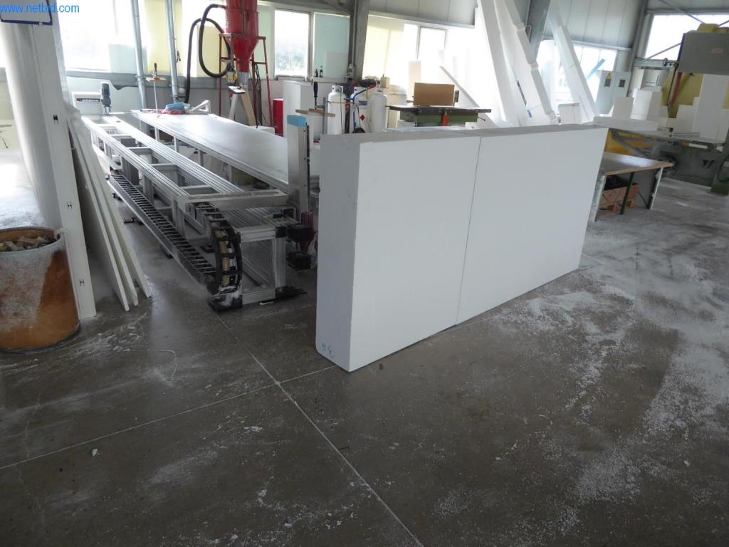 BGA, stroje, inventář a kancelářský inventář z modelářského sektoru-3