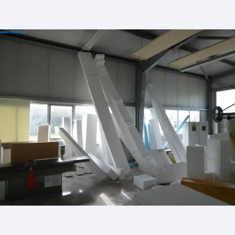 Operating and office equipment, machines, inventories and office inventory from the field of model making-5