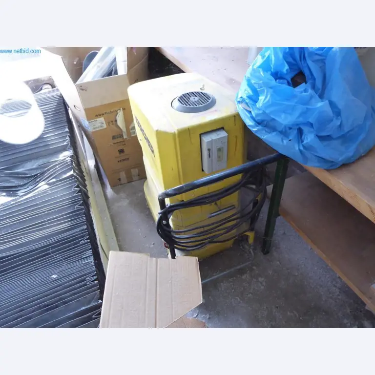 BGA, stroje, inventář a kancelářský inventář z modelářského sektoru-1