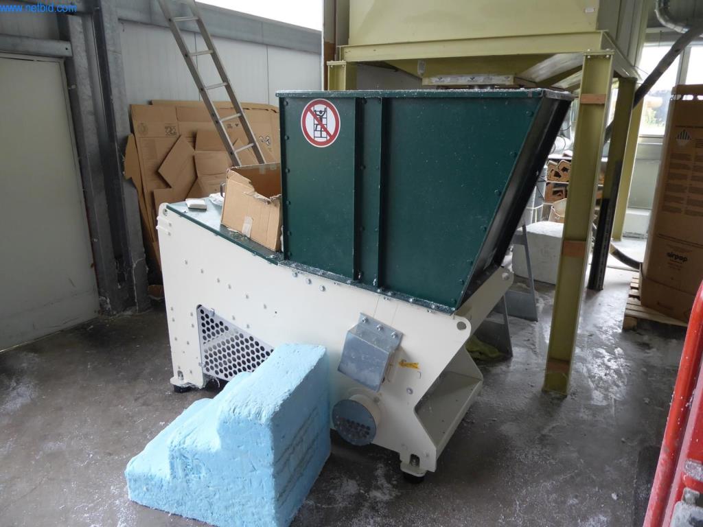 BGA, máquinas, inventarios y material de oficina del sector del modelismo-2