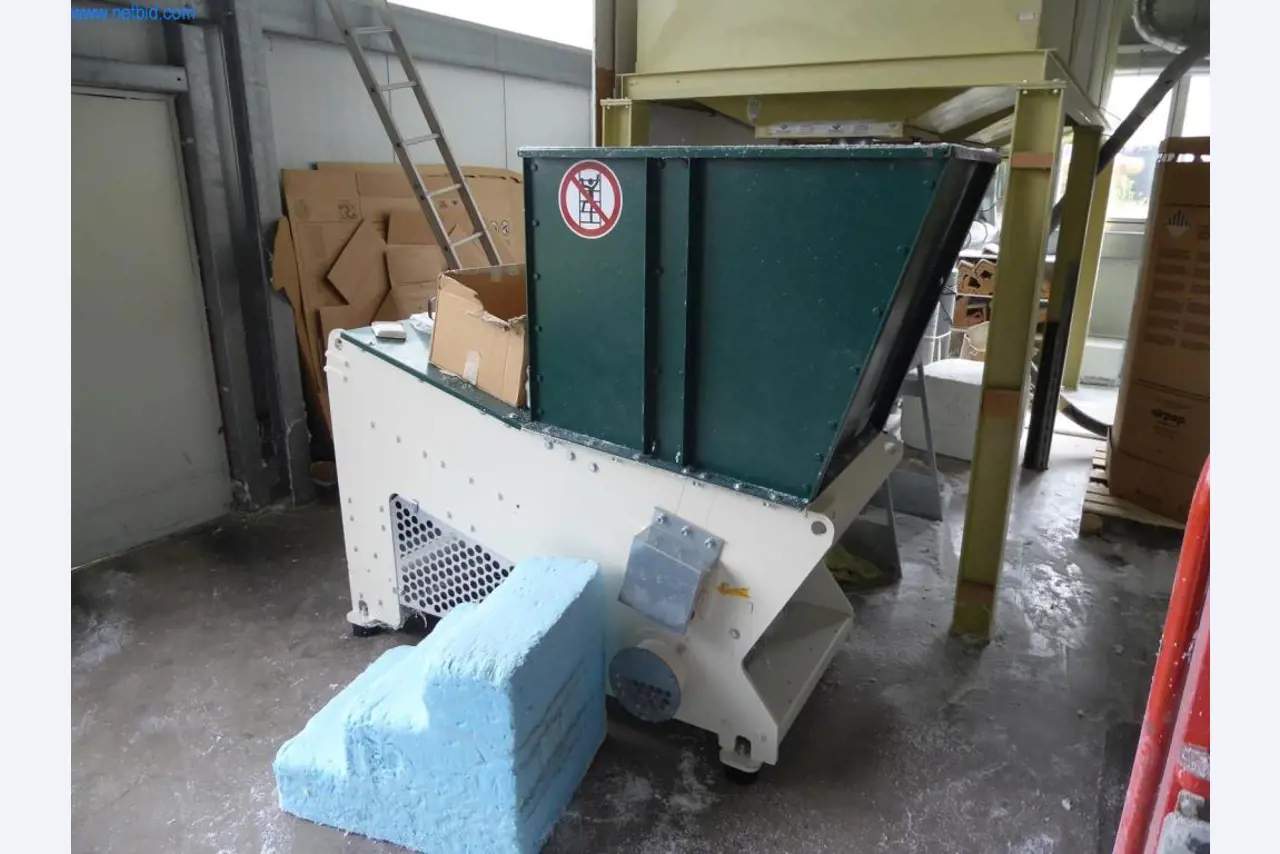 BGA, maszyny, zapasy i zapasy biurowe z sektora modelarskiego-2