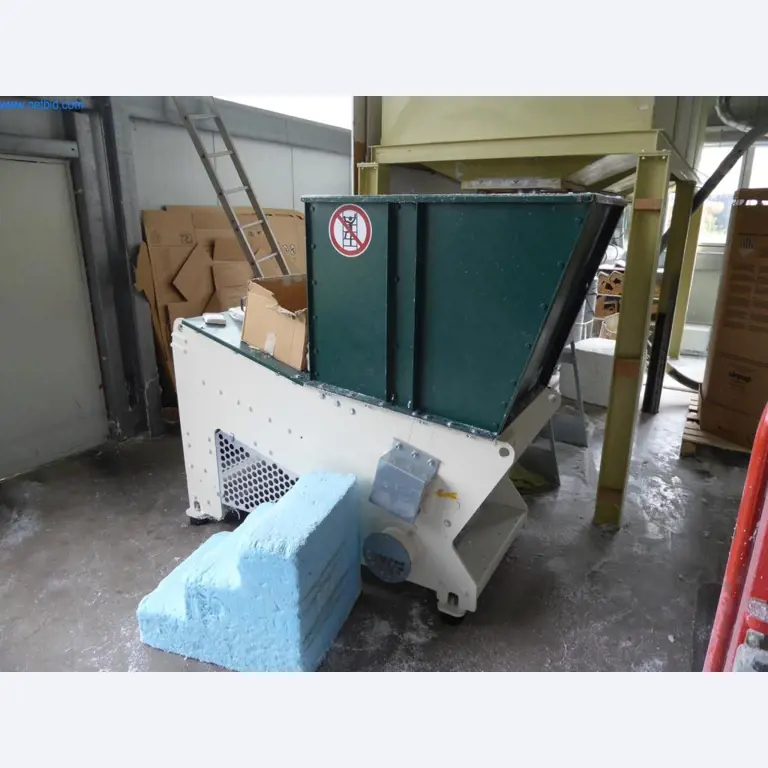 BGA, maszyny, zapasy i zapasy biurowe z sektora modelarskiego-2