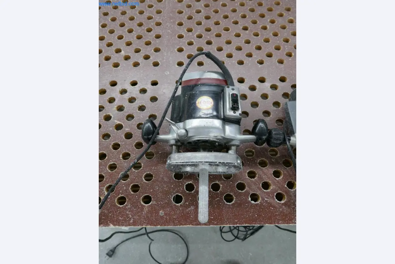 BGA, Maschinen, Warenvorräte und Büroinventar aus dem Bereich Modellbau-3