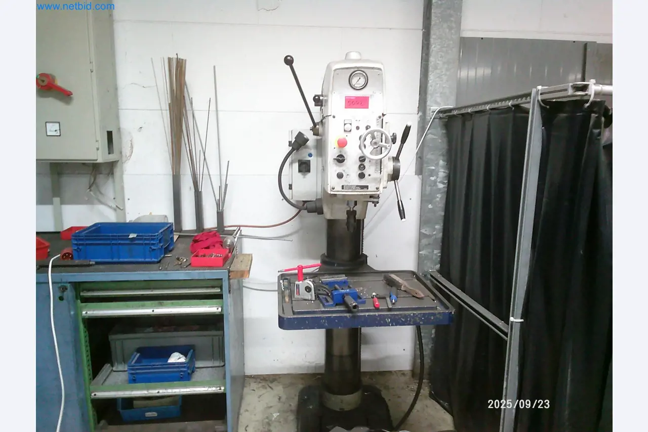 Maschinen und Anlagen aus der Automobilzuliefererindustrie-2