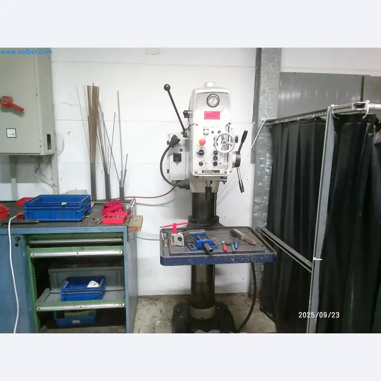 Maschinen und Anlagen aus der Automobilzuliefererindustrie-2