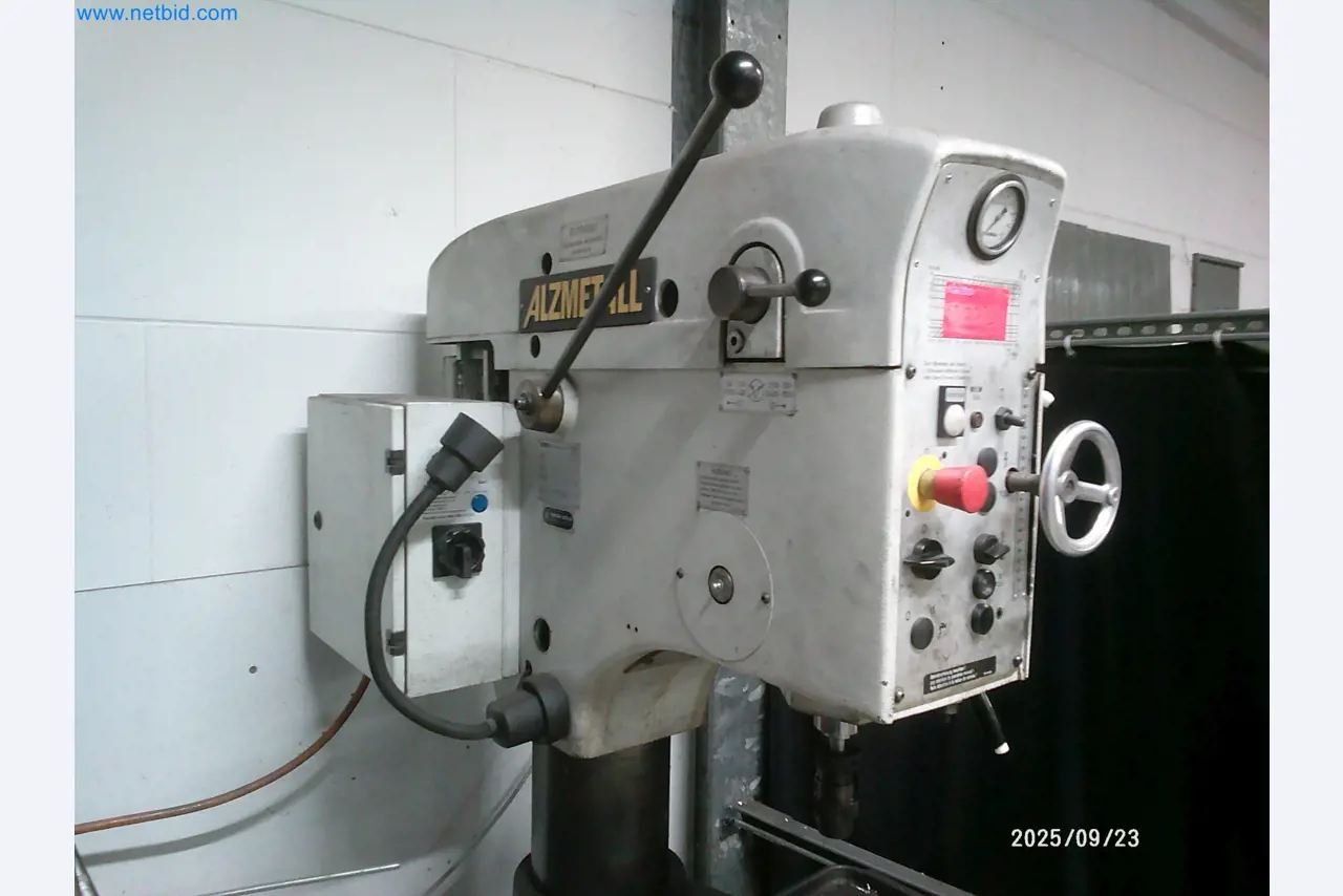 Maschinen und Anlagen aus der Automobilzuliefererindustrie-3