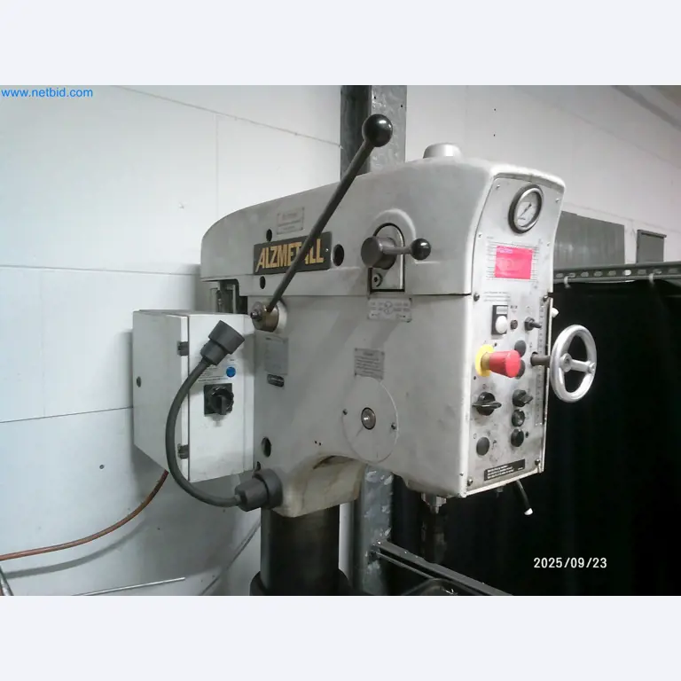 Maschinen und Anlagen aus der Automobilzuliefererindustrie-3