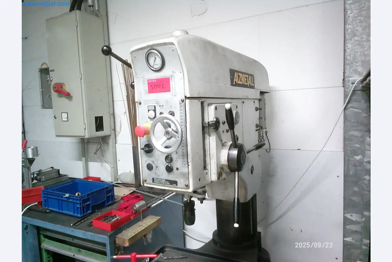 Maschinen und Anlagen aus der Automobilzuliefererindustrie-4