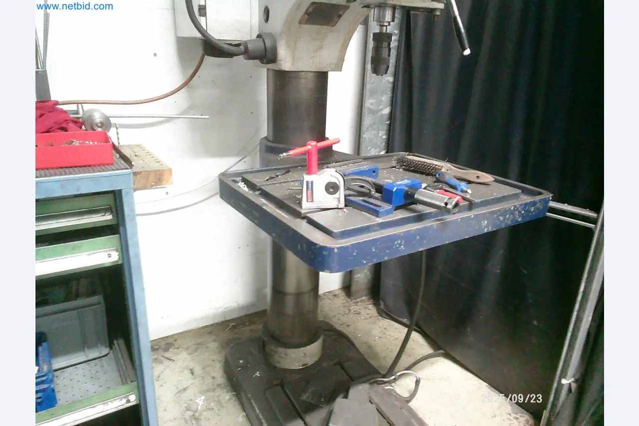 Maschinen und Anlagen aus der Automobilzuliefererindustrie-6