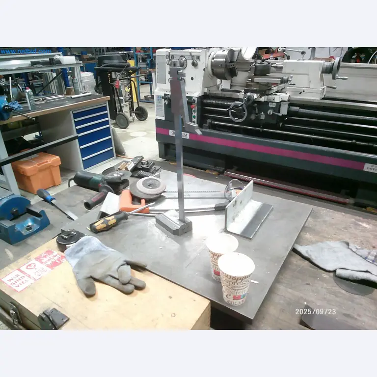 Maschinen und Anlagen aus der Automobilzuliefererindustrie-3