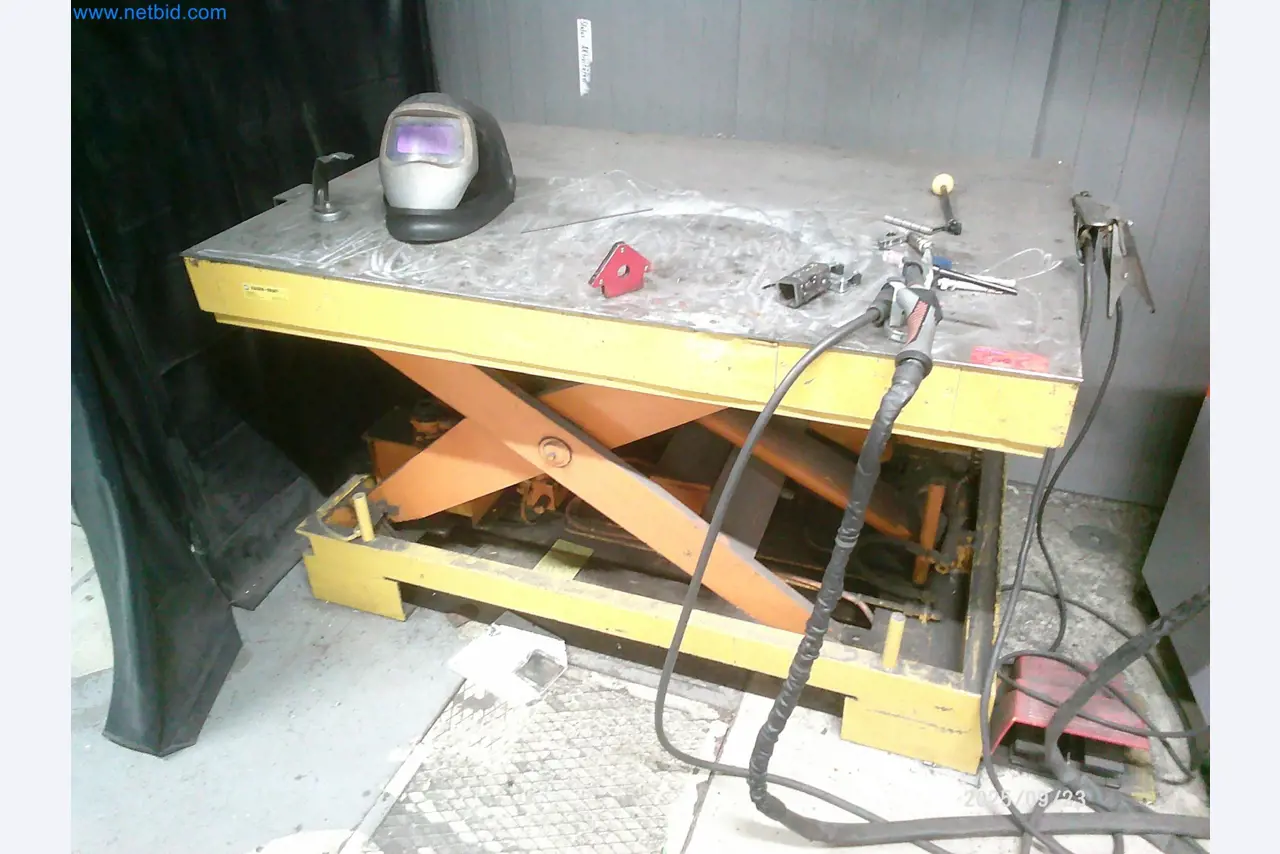 Maschinen und Anlagen aus der Automobilzuliefererindustrie-10